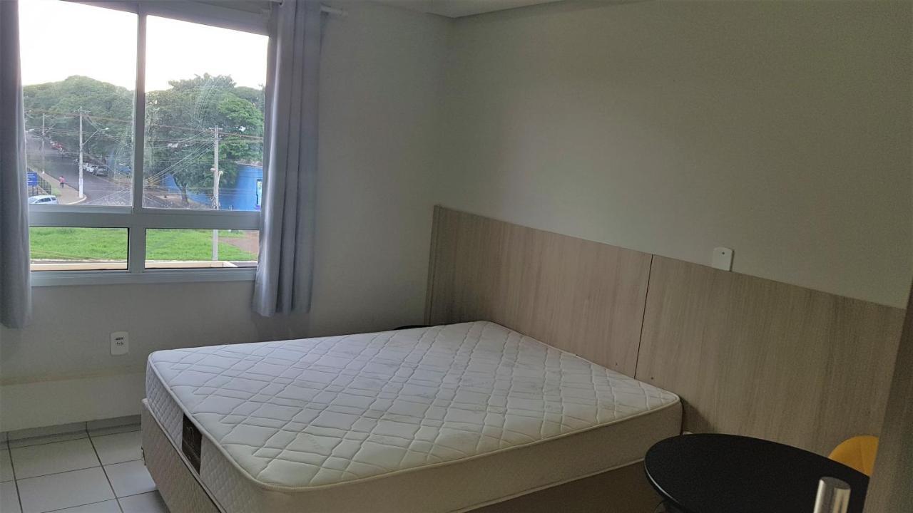 דירות ריבייראו פרטו Flat Com Wifi, Piscina, Split E Estacionamento מראה חיצוני תמונה